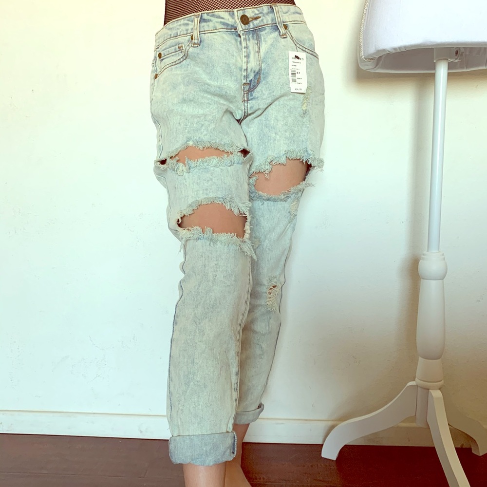 Boyfriend jeans, light wash